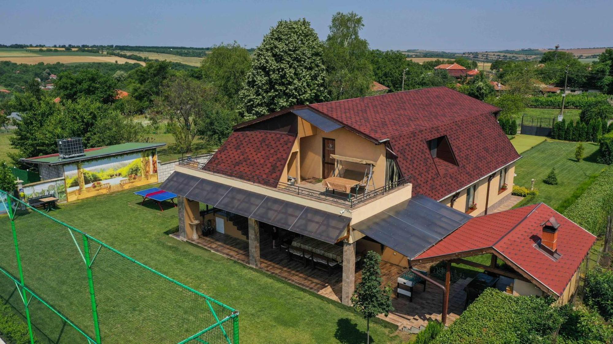 Guest House Erida Trastenik Bagian luar foto