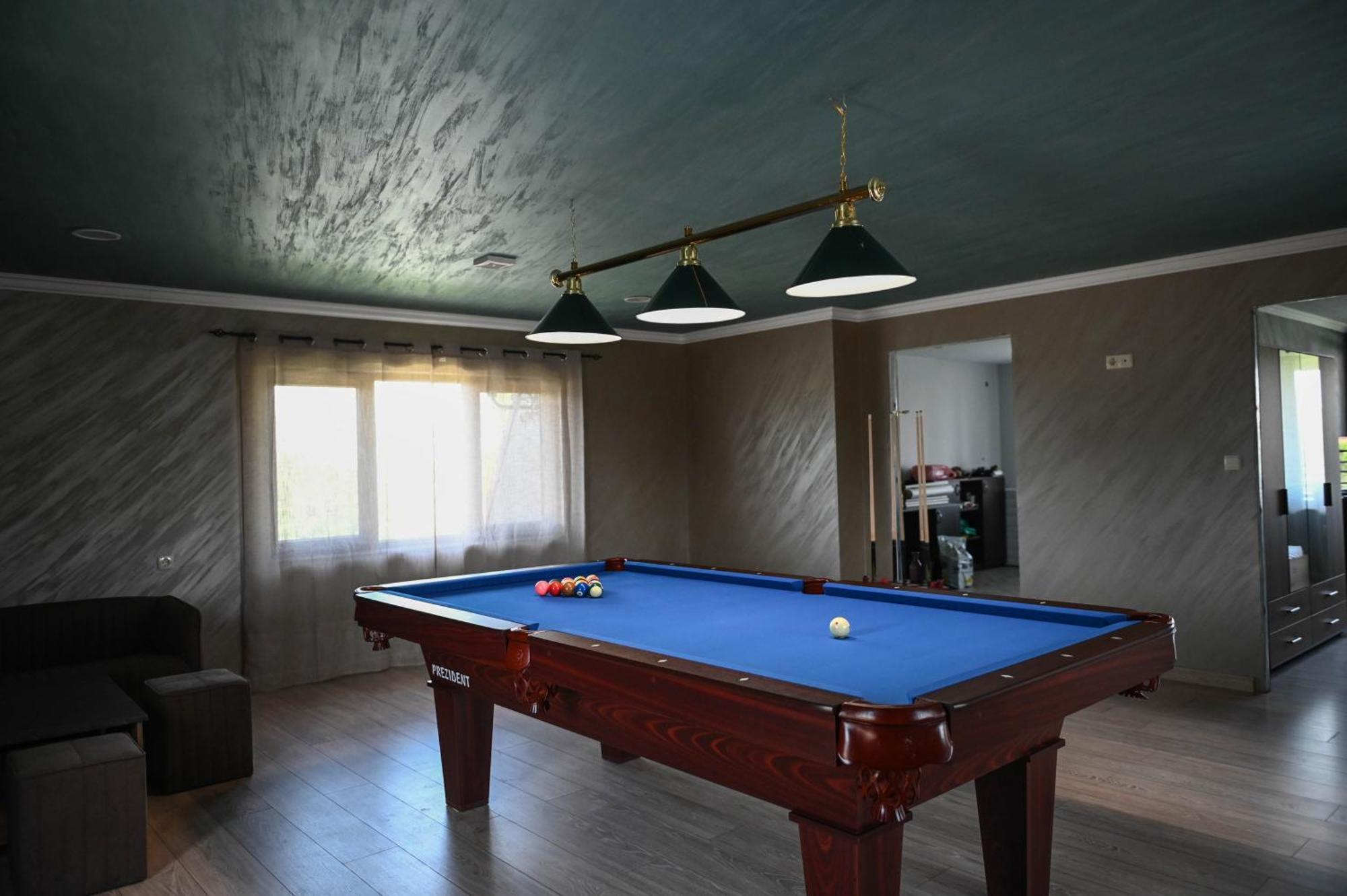 Guest House Erida Trastenik Bagian luar foto